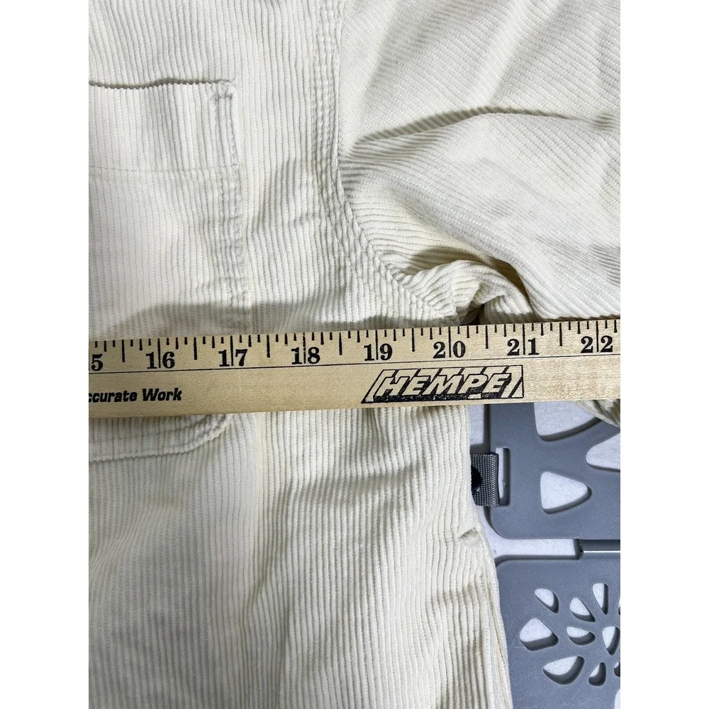 Levi's Corduroy Shirt Womens XS White Button Front Long Sleeve‎ Relaxed Fit Top